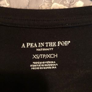 A Pea in the Pod Tops - Maternity top A Pea in the Pod Tops - Maternity top